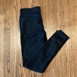 Levi 710 Super Skinny Jeans in Black